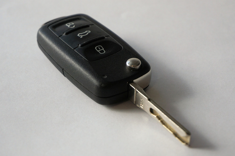 dorabianie kluczy samochodowych